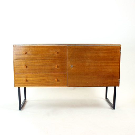 Commode du milieu du siècle en acajou, Interier Praha 1960s