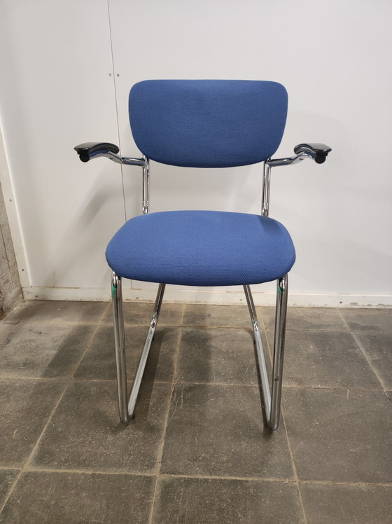 Gispen - Silla con estructura tubular Ahrend De Cirkel – Sillas de comedor, Metal, Plastic (photo 5 of 6)