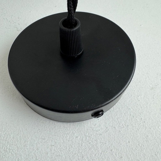 Image 1 of Lampada a sospensione industriale antica, smaltata, per officina.