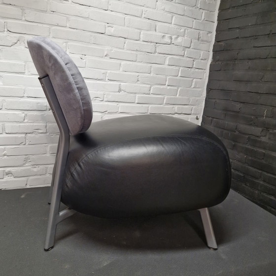 Image 1 of 2 fauteuils design de luxe