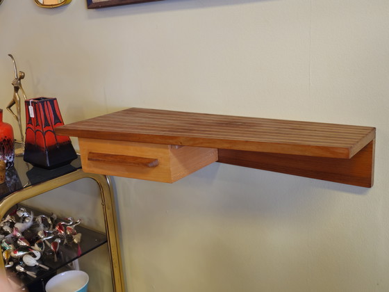 Image 1 of Mobiletto da parete vintage di metà secolo, mobiletto da corridoio, mensola a muro, portachiavi sospeso