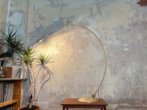 Lampada ad arco Bankamp regolabile in ottone - lampada dorata