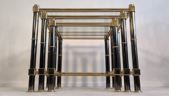 Image 1 of  Roche Bobois – Ensemble de trois tables gigognes dorées 1980’s 