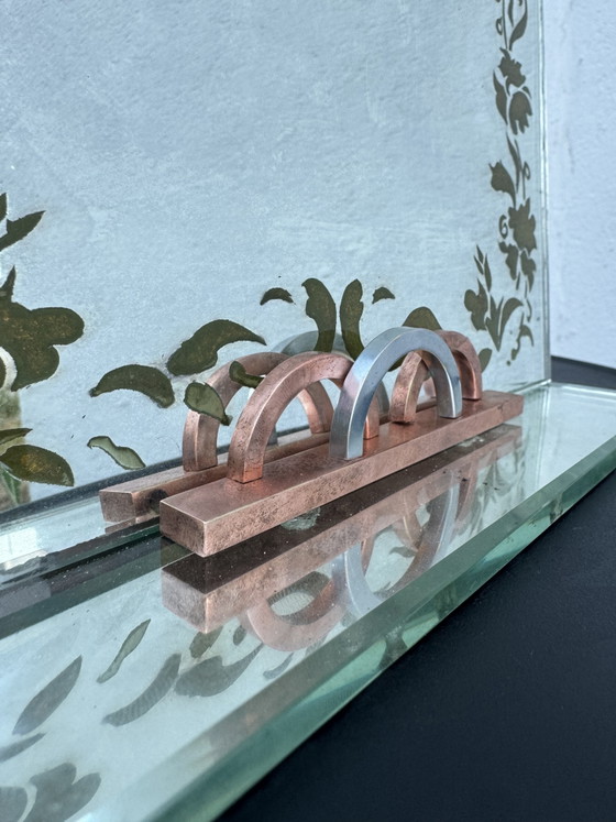 Image 1 of Miroir de table gravé Art Déco
