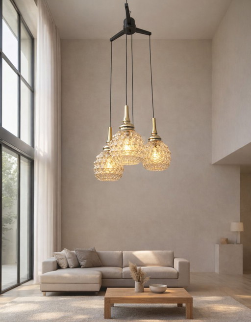 Lustre à trois lumières en verre bullé de style moderne du milieu du siècle
