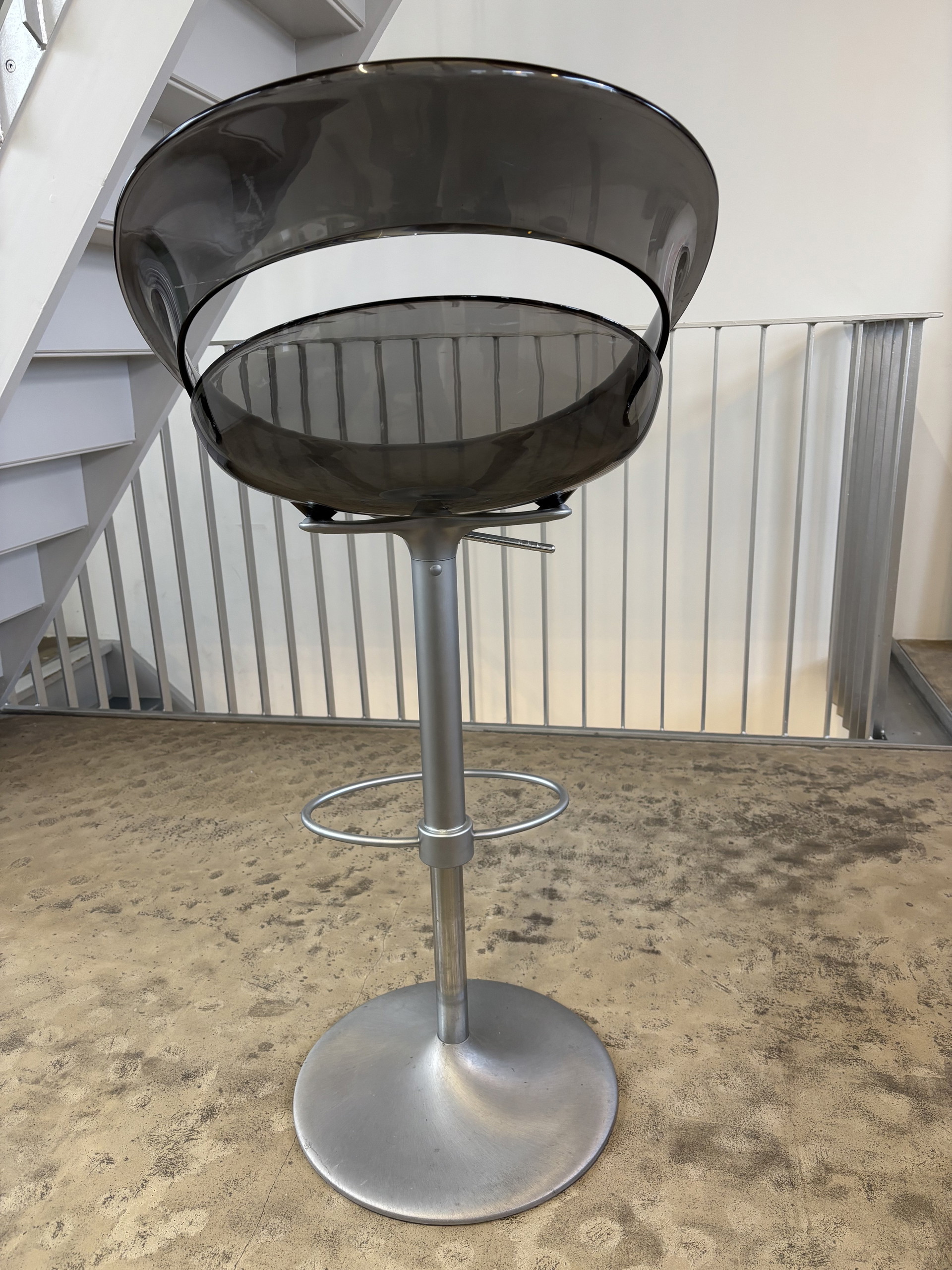 Softline Tina chair | €150 | Whoppah