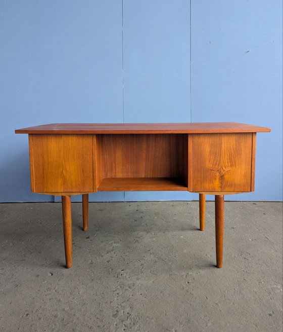 Scrivanie danese vintage in teak autoportante, anni '60, Legno, Marrone (foto 13 di 15)