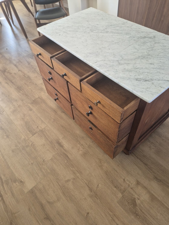 Cómoda/aparador antiguo con tapa de mármol – Aprox. años 20/30 – Marble, Wood (photo 3 of 14)