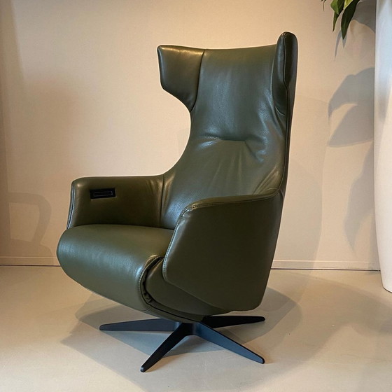 Image 1 of The Future Nova recliner