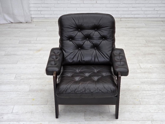 Image 1 of Deense fauteuil uit de jaren 70, bruin meubelleer, eikenhout.