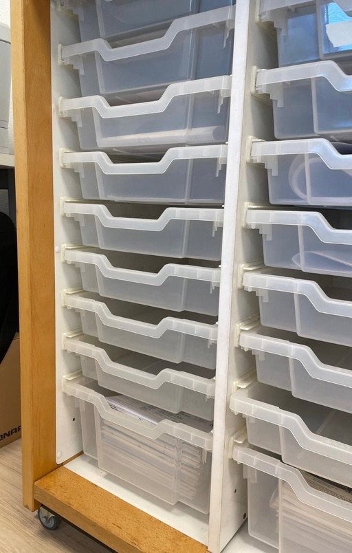 Educational cabinet or storage cabinet