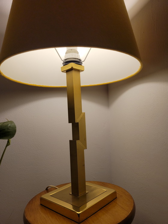 Image 1 of Lampada da tavolo vintage a forma di grattacielo.