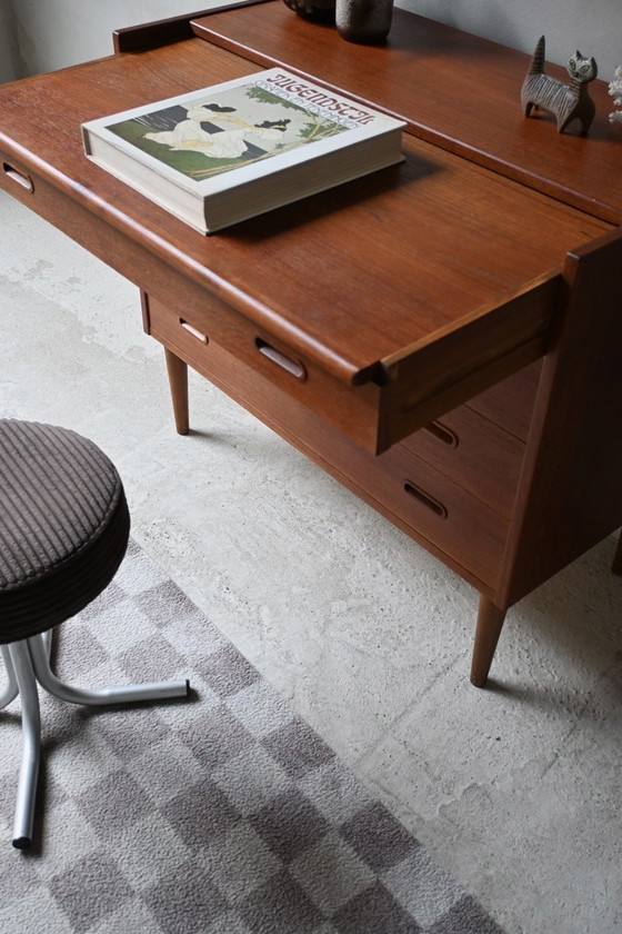 Image 1 of Dänisches Design Kommode mit Frisiertisch Ilums Bolighus Københaven