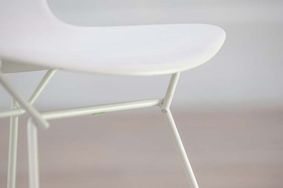 Image 1 of Knoll Plastic Side Chair Ontvangststoel