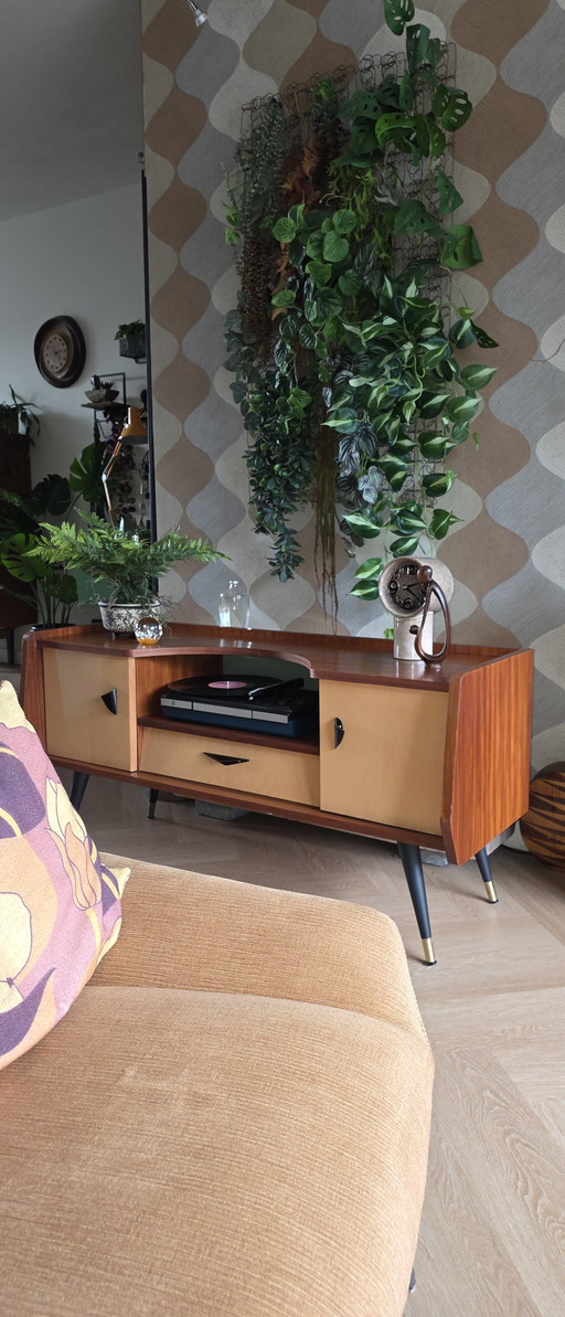 Mid-century Vintage kaptafel/tv meubel/stereokast – tv meubelen, Wood (photo 2 of 15)