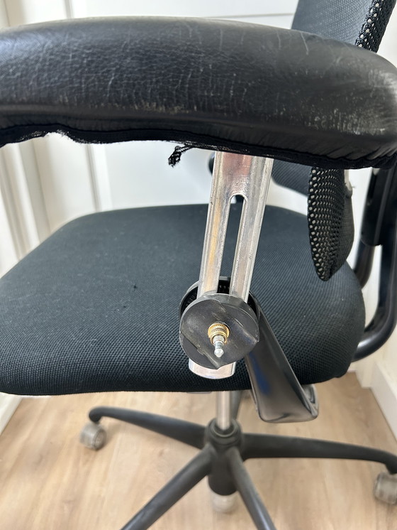 Image 1 of Vitra Ypsilon bureaustoel