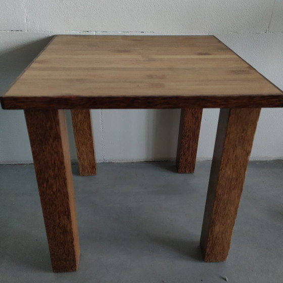 Tavolino quadrato con finitura in legno scuro, Tavolini, Marrone, Modern (foto 7 di 7)