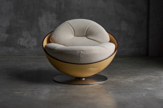 Image 1 of Sillones Esfera de Ricardo Fasanello, Brasil, finales de la década de 1960