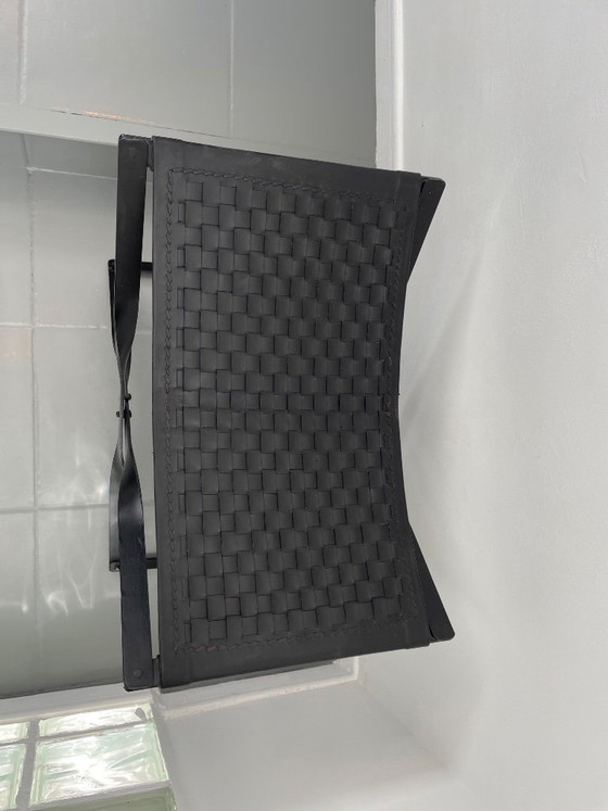 Image 1 of Tabouret haut pliant / taburette en métal et cuir tressé