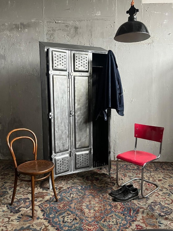 Image 1 of 1/2 Sillas voladizas Art Déco Bauhaus Kovona Mart Stam