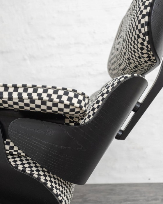 Image 1 of Poltrona lounge Eames Herman Miller Alexander Girard a scacchi