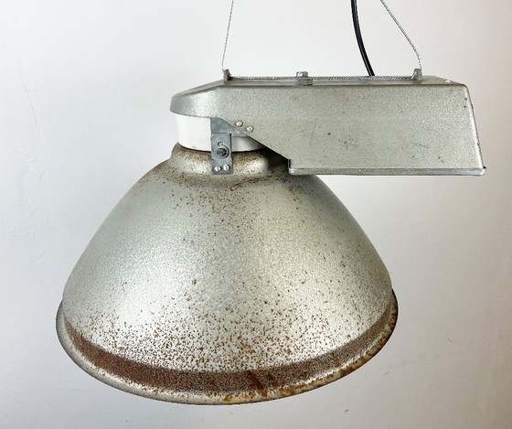 Image 1 of Lampada a sospensione industriale con copertura in vetro smerigliato, anni '70