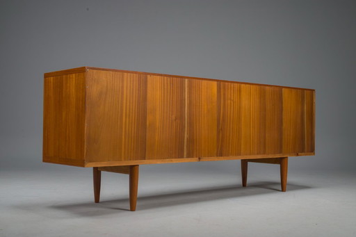 Vintage Model No. 20 Sideboard by Niels O. Møller for J.L. Møllers, 1960s