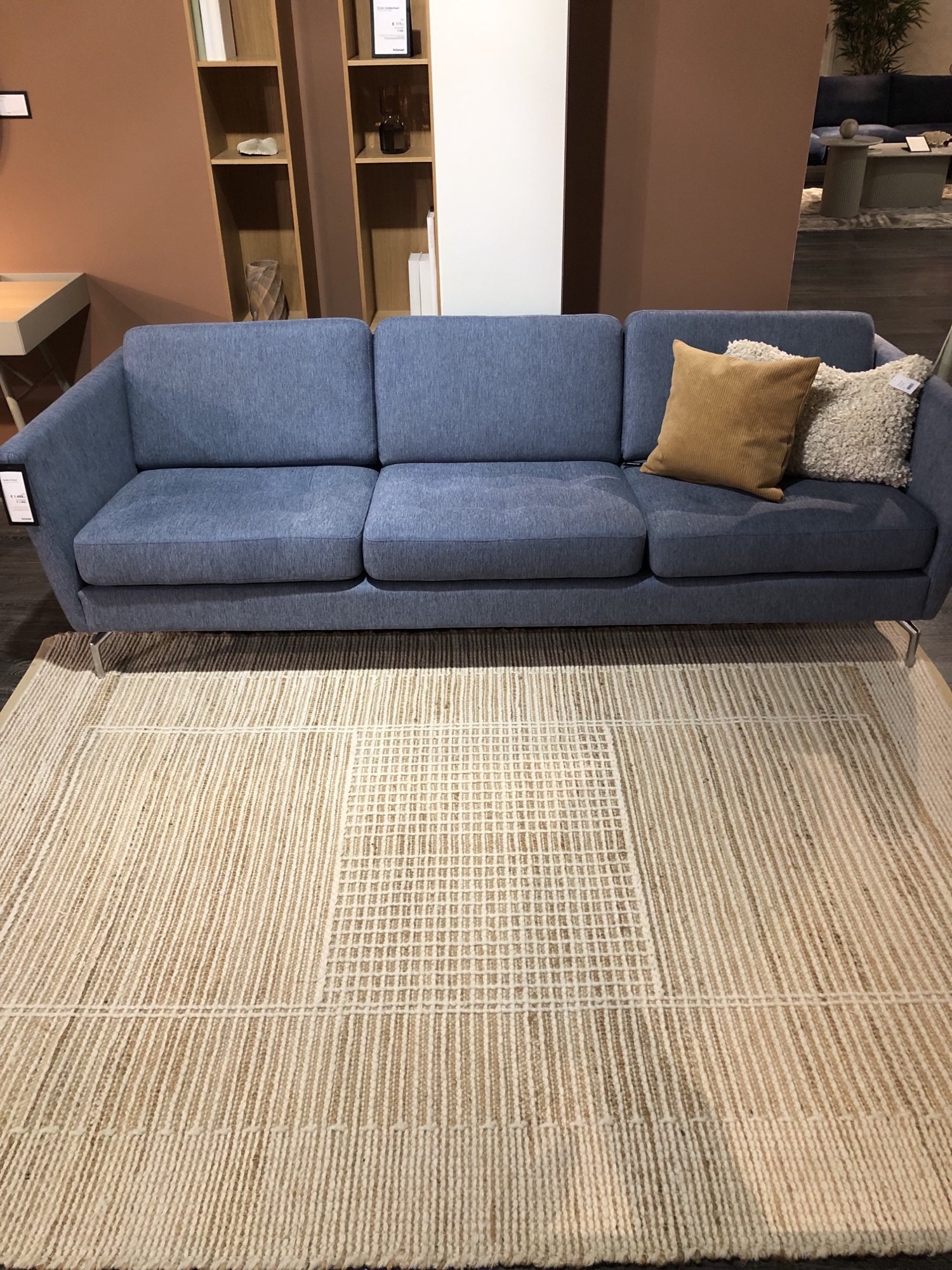 ボーコンセプト　Juliet rug  (ジュリエットラグ)ウールラグ　【美品】 ボーコンセプト Juliet rug (ジュリエットラグ)ウールラグ 【美