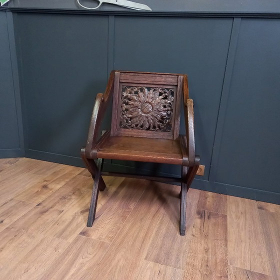 Image 1 of Antieke Glastonbury Priesterstoel