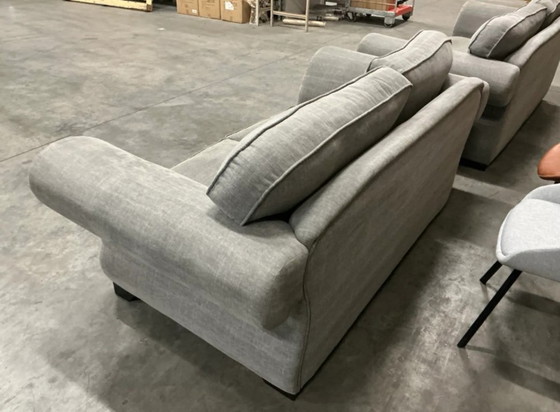 Dos sofás clásicos, textil gris, Zona de estar, Klassiek (foto 3 de 5)