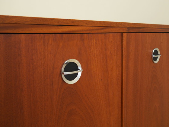 Image 1 of Buffet en teck, design danois, années 1970, production : Danemark