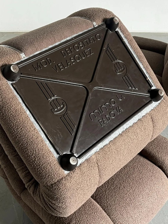 Image 1 of Moduli di seduta vintage Mimo Padova 'Velasquez' in tappezzeria boucle grigio tortora e acciaio cromato, anni '70, Italia