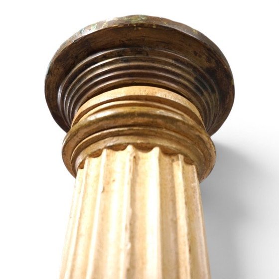 Image 1 of Antieke, sculpturale houten kerkkandelaar, 1860
