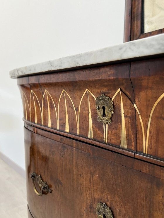 Image 1 of Cassettone - Noce - Comò con specchiera