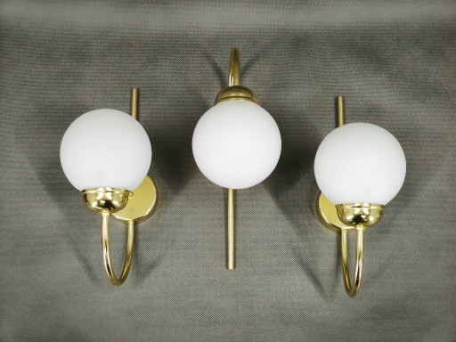 Set aus drei Wandleuchten aus Kamenický Šenov aus Messing und Opalglas