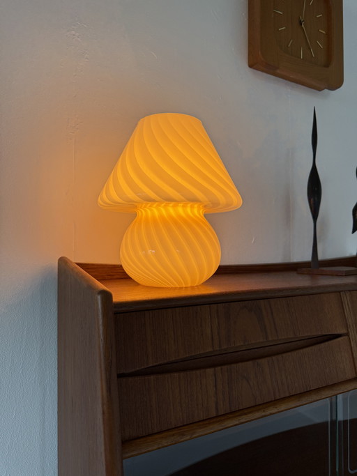 Vintage Murano glass swirl mushroom lamp '70s