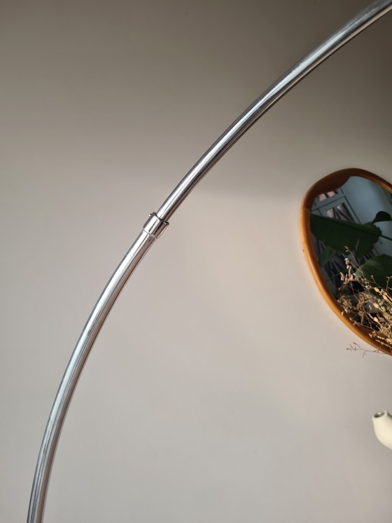 Image 1 of Lámpara de arco con base de mármol