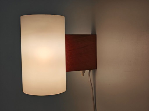 Luxus-Wandleuchte der Designer Uno & Östen Kristiansson aus den 1960er Jahren