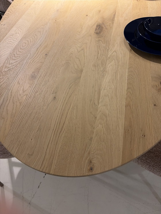 Image 1 of Dyyk Ovale Eiken massieve eetkamertafel 