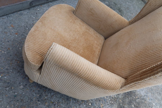 Image 1 of Fauteuil d'oreille confortable. Entièrement restauré avec une côte de chameau.