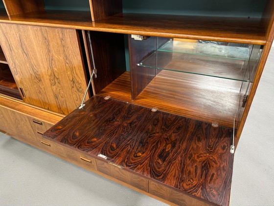 Image 1 of Armario de pared de palisandro – sólido y de estilo de mediados de siglo – 246 cm