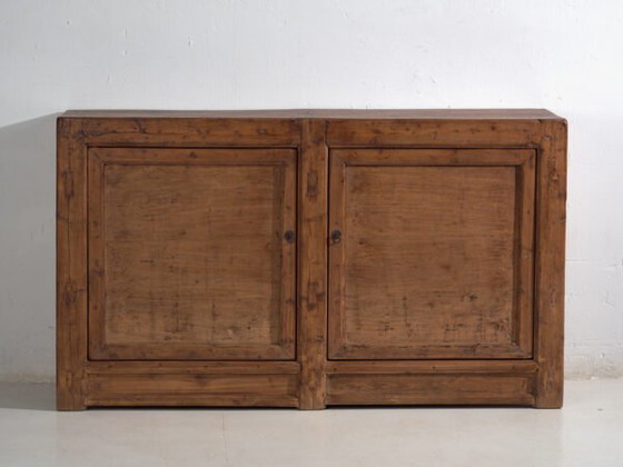 Tall Chinese sideboard in carved pine with geometric panels – Gansu, circa 1930 – Sideboard cabinet (photo 26 of 40)