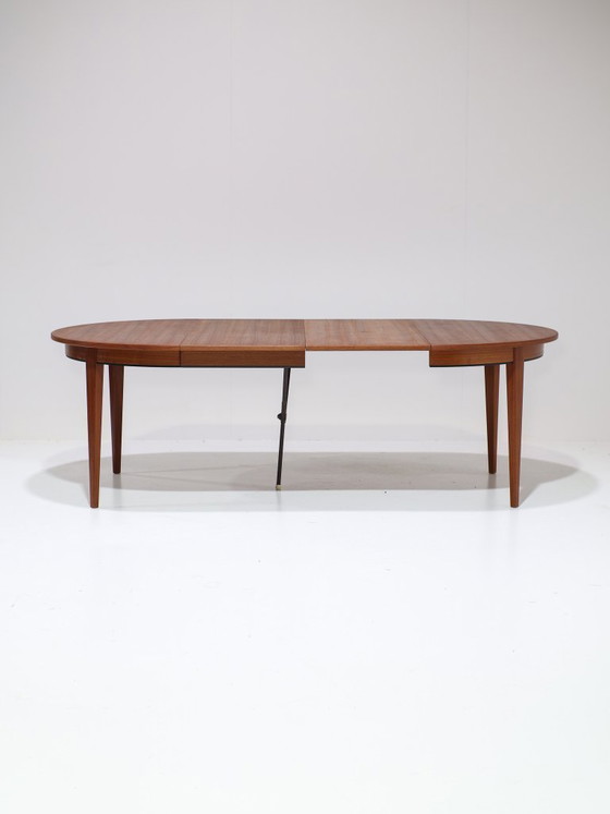 Image 1 of Tavolo da pranzo allungabile Omann Jun 55 in teak, stile vintage danese