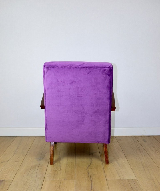 Image 1 of Vintage loft fauteuil van paars fluweel - 2 stuks beschikbaar