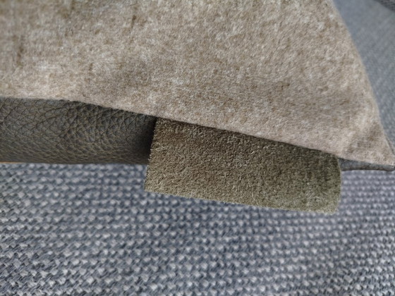 Image 1 of Diseño de cojín de piel por Leer*goed