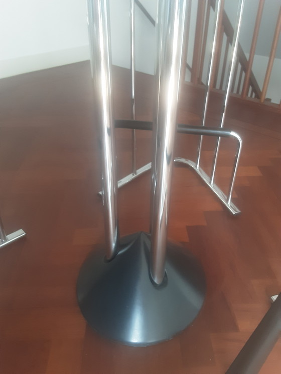 Image 1 of Mesa de bar con taburetes