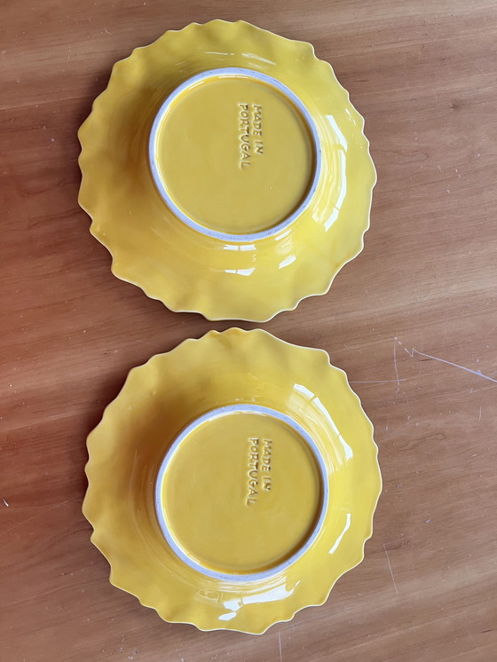 Image 1 of Zonnebloem keramische schaal. Stijl Caldas da Rainha