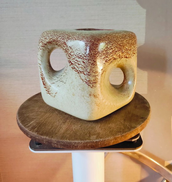 Bertoncello chimney vase, designed by Roberto Rigon – Ceramic (photo 4 of 10)