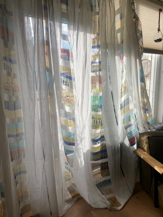 Image 1 of Kinnasand (nu Kvadrat) Tussengordijnen 4 panelen (totaal 16 meter) Geplooid