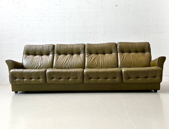 Image 1 of Grosszügiges Retro Ledersofa in Olivgrün, 1970er Jahre